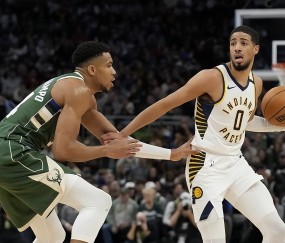 开云体育-密尔沃基雄鹿发布备战花絮；集结日完成体检；NBA总决赛任务艰巨；赛程密集仍需轮换的简单介绍