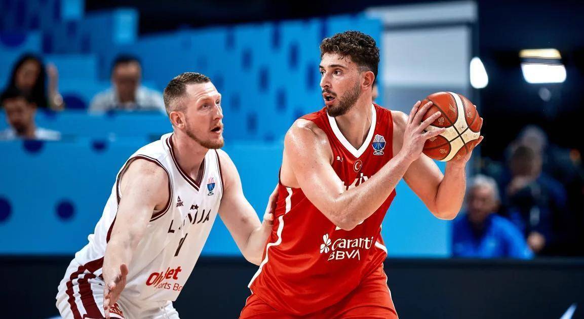 关于塞尔维亚队带队取胜!,莱万多夫斯基重要时刻锐不可当观众掌声雷动的信息 关于塞尔维亚队带队取胜!,莱万多夫斯基重要时刻锐不可当观众掌声雷动的信息