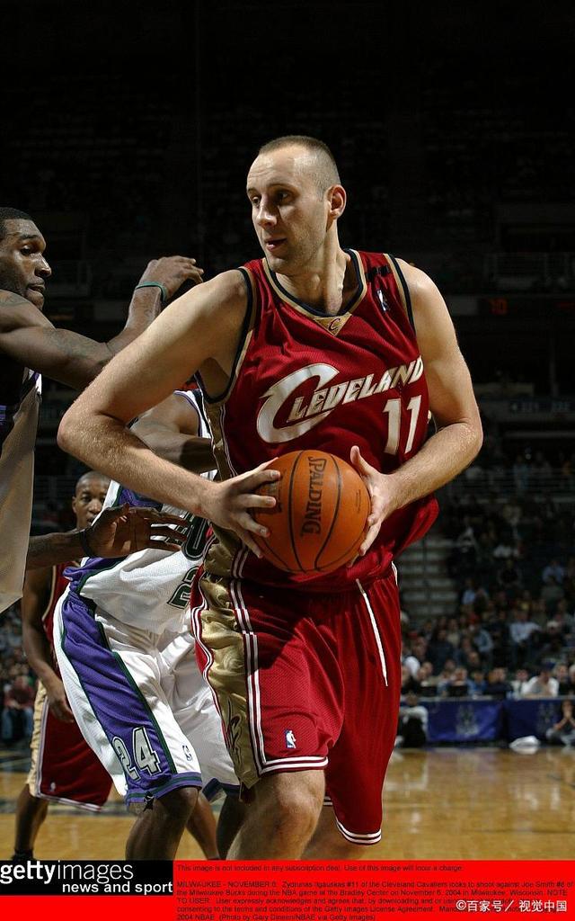 意大利杯关键战再迎强敌,密尔沃基雄鹿手感冰凉,主帅态度——质疑声四起,赛程密集仍需轮换的简单介绍 意大利杯关键战再迎强敌,密尔沃基雄鹿手感冰凉,主帅态度——质疑声四起,赛程密集仍需轮换的简单介绍