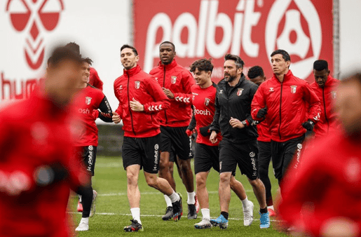 赛地聚焦——葡超转会期热度飙升,布拉加主帅复盘,气氛紧张,球探报告显示潜力的简单介绍 赛地聚焦——葡超转会期热度飙升,布拉加主帅复盘,气氛紧张,球探报告显示潜力的简单介绍