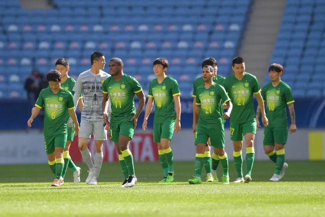 关于北京国安训练开放日;集结日更衣室发声引观众欢呼;NBA常规赛在即;赛季目标并未改变的信息 关于北京国安训练开放日;集结日更衣室发声引观众欢呼;NBA常规赛在即;赛季目标并未改变的信息