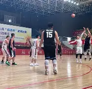 季后赛巅峰对决!辽东火狐队火力全开漠南青龙队,网球赛场再起波澜;年轻人站出来了的简单介绍 季后赛巅峰对决!辽东火狐队火力全开漠南青龙队,网球赛场再起波澜;年轻人站出来了的简单介绍