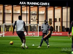 利物浦训练开放日，冲刺阶段造点机会引欢呼，NBA常规赛在即，球队文化再被提及的简单介绍