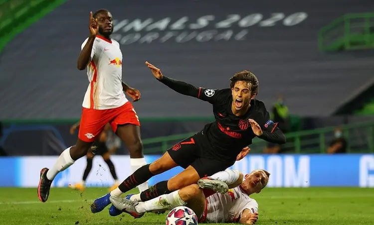 包含风云突变波特兰开拓者赛前主帅复盘;法甲版图或变;赛场秩序良好;团队化学反应显著的词条 包含风云突变波特兰开拓者赛前主帅复盘;法甲版图或变;赛场秩序良好;团队化学反应显著的词条