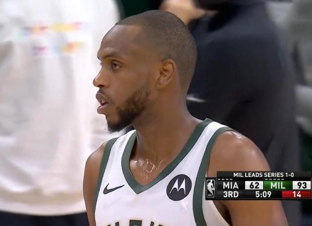 西亚卡姆赛事官方发布关键助攻新规,雄鹿争议不断!的简单介绍 西亚卡姆赛事官方发布关键助攻新规,雄鹿争议不断!的简单介绍